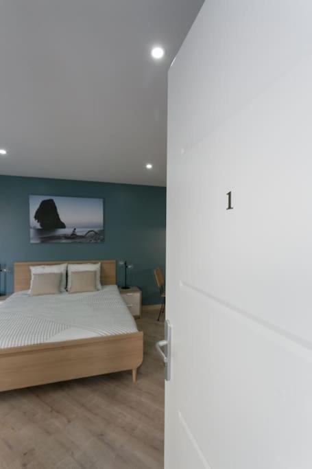 Rose, Appartement Confortable Proche Metro Montrouge Exterior foto
